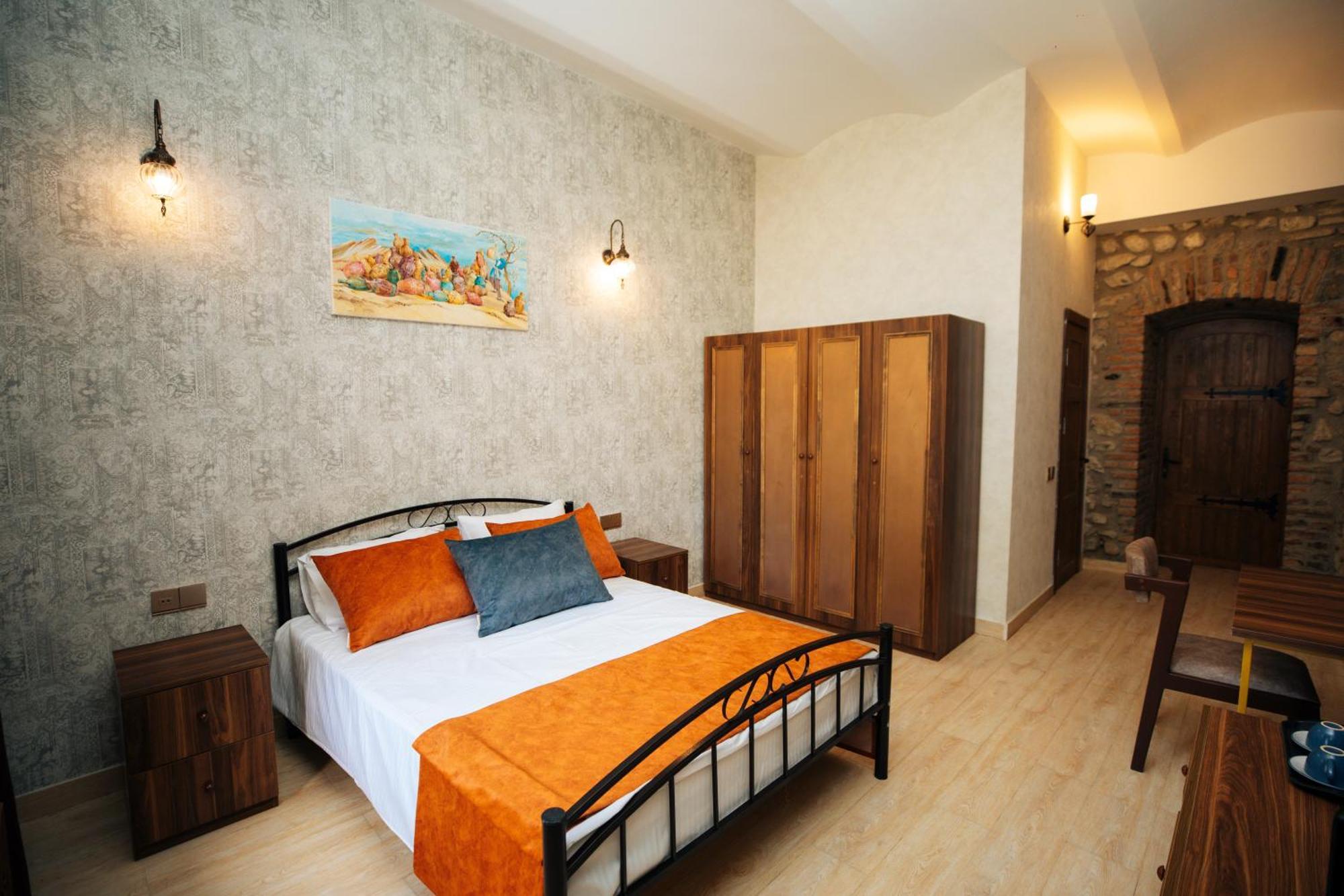 Şǝki Art Hotel By Abad Guest מראה חיצוני תמונה