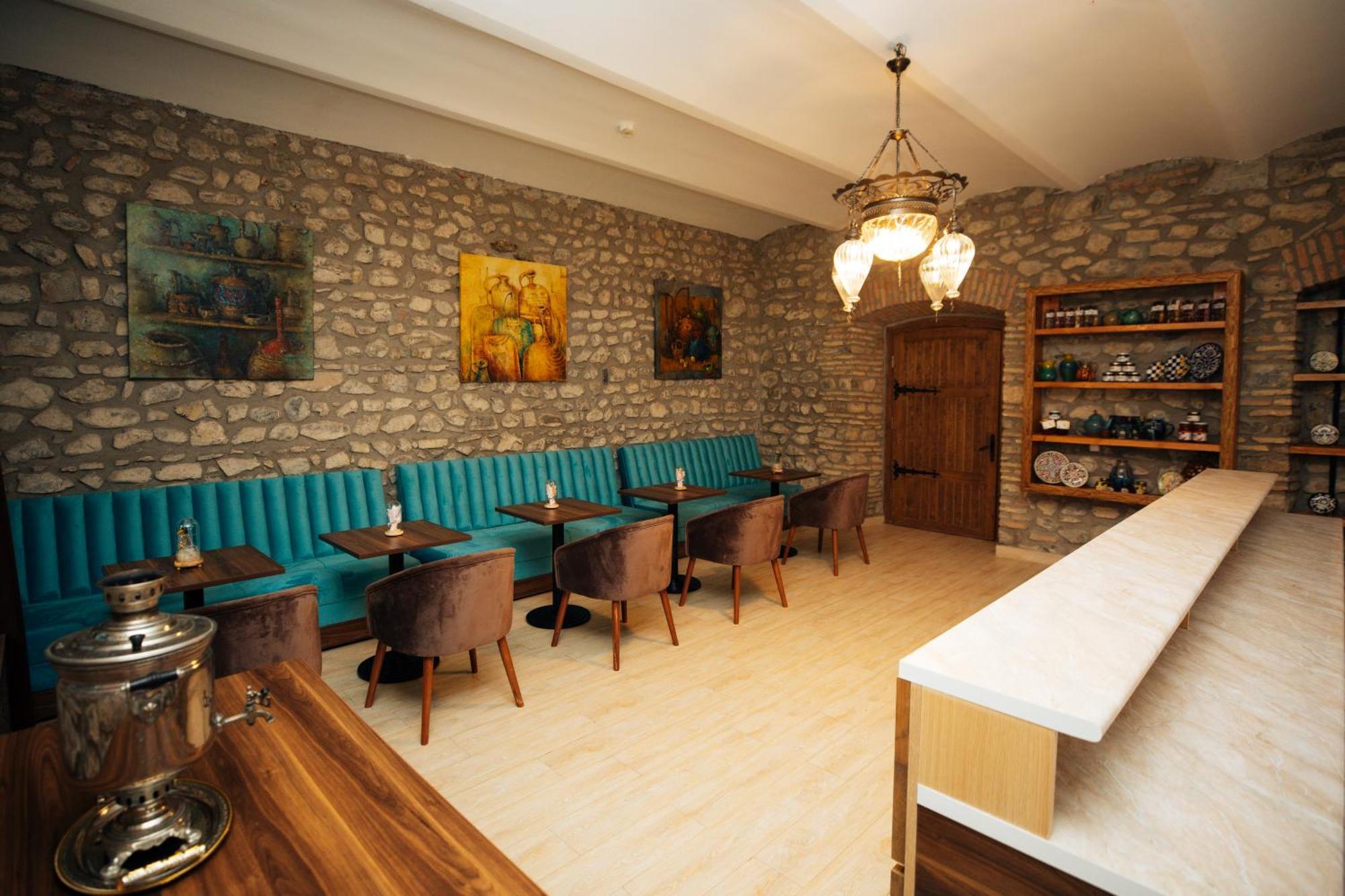 Şǝki Art Hotel By Abad Guest מראה חיצוני תמונה