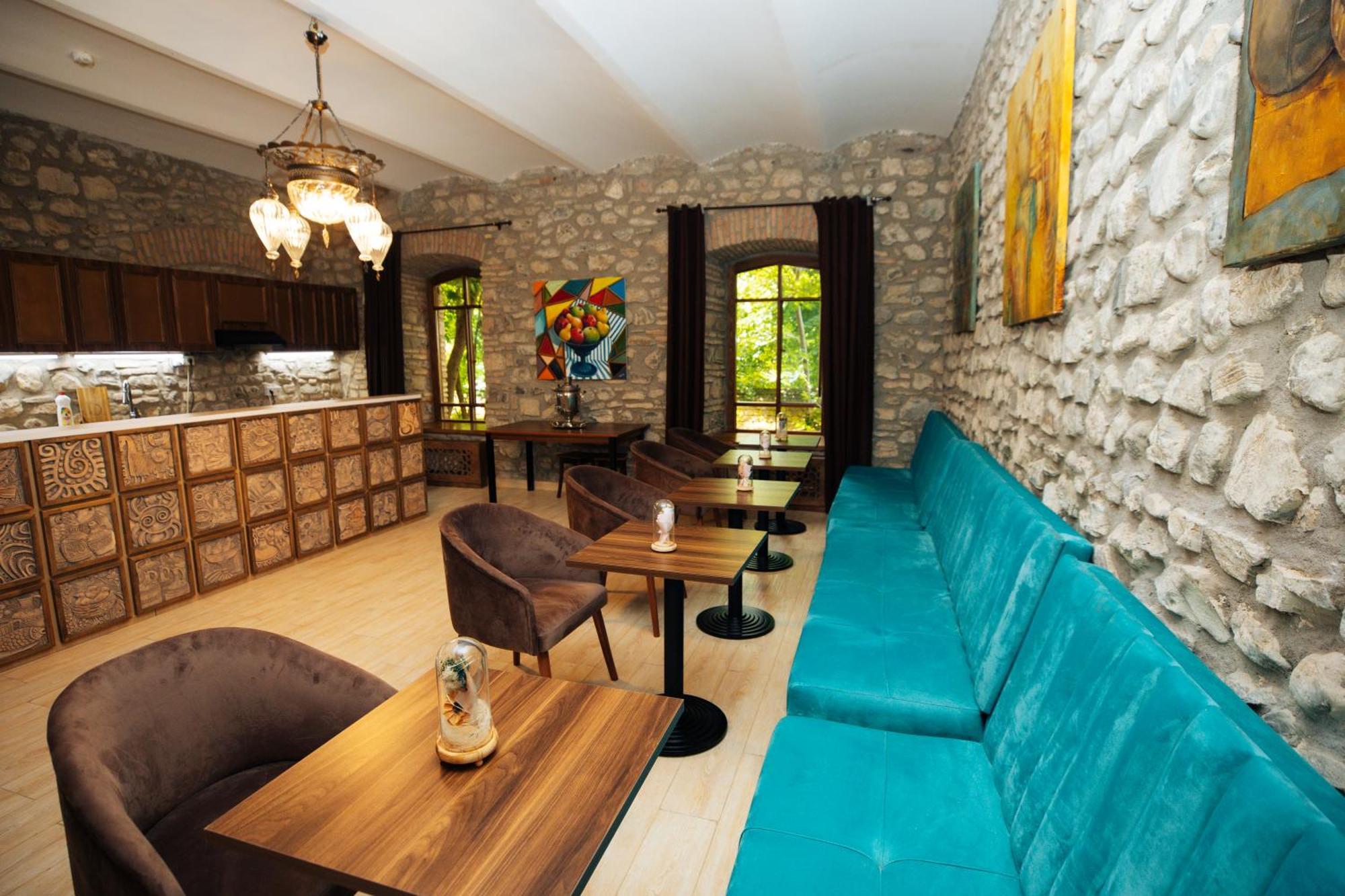 Şǝki Art Hotel By Abad Guest מראה חיצוני תמונה